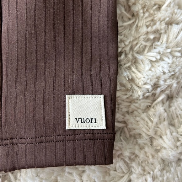 Vuori Inversion Rib Support Tank in Java Size Small - Picture 5 of 6